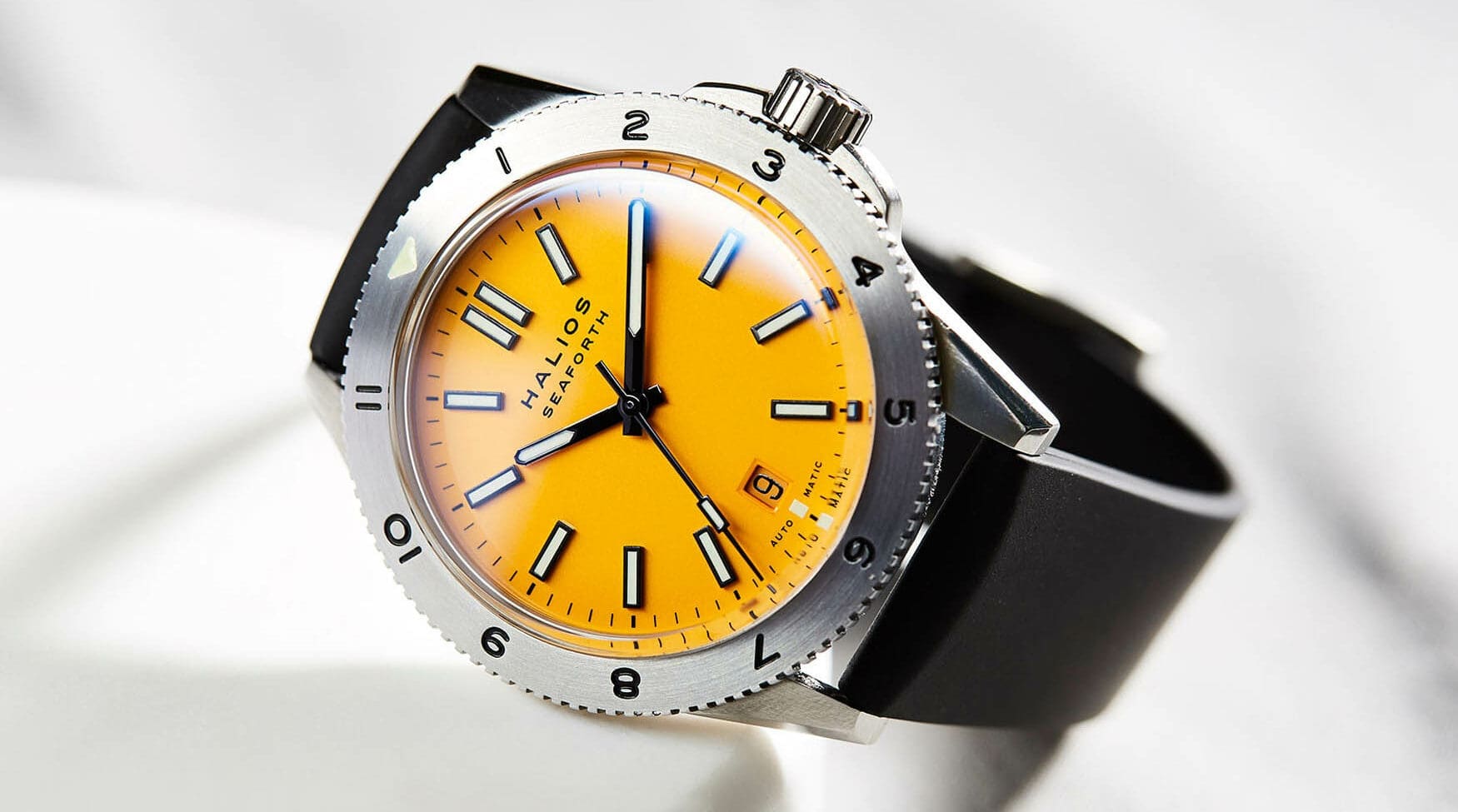 ساعت Halios Seaforth، که برای اولین بار در سال ۲۰۱۷ عرضه شد.