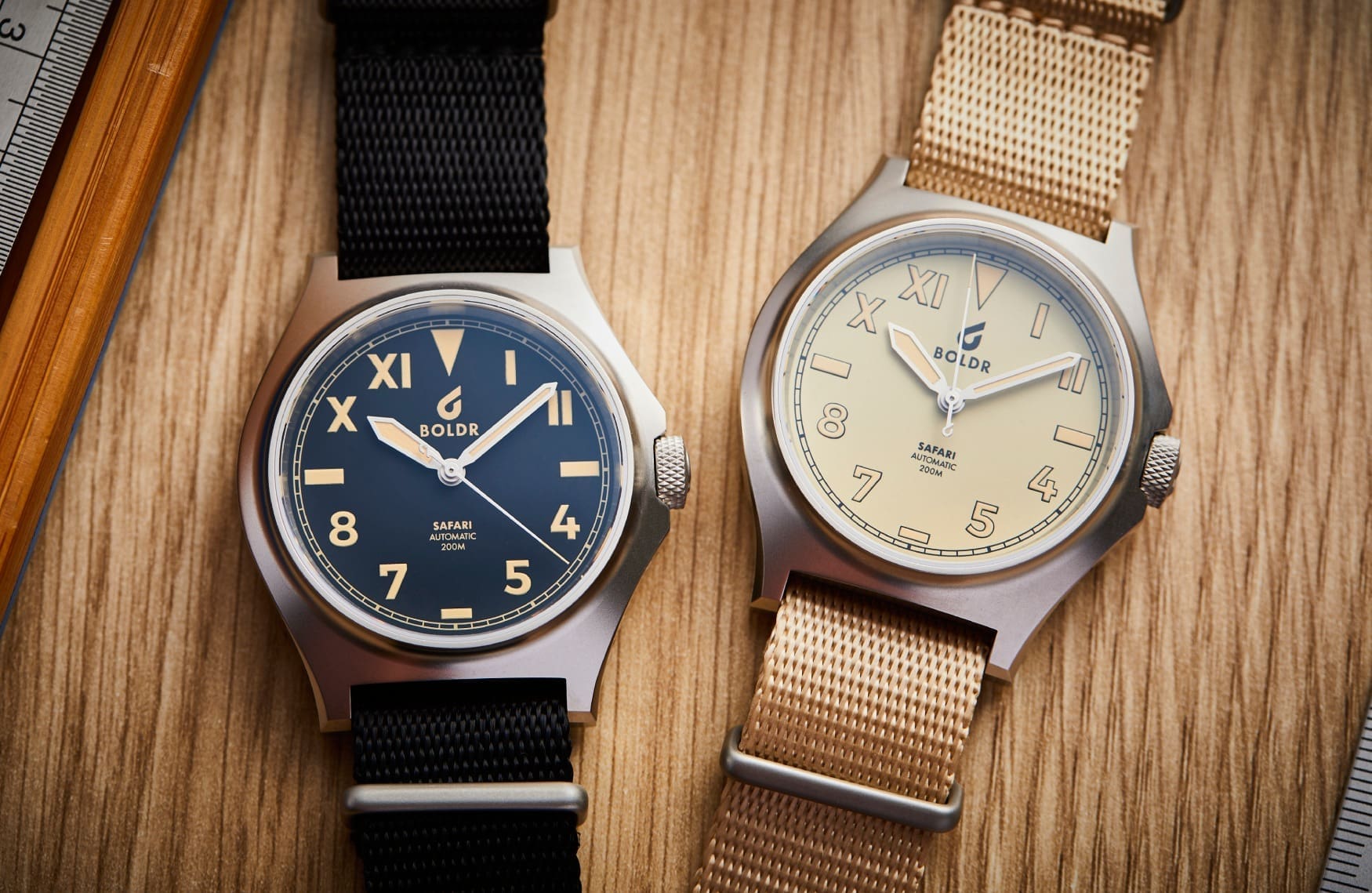 ساعت مچی بولدر مدل رنجر با صفحه مشکی و بژ