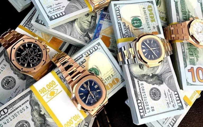 آیا ساعت مچی گران‌قیمت نماد ثروت، همیشه به معنای جذابیت است؟