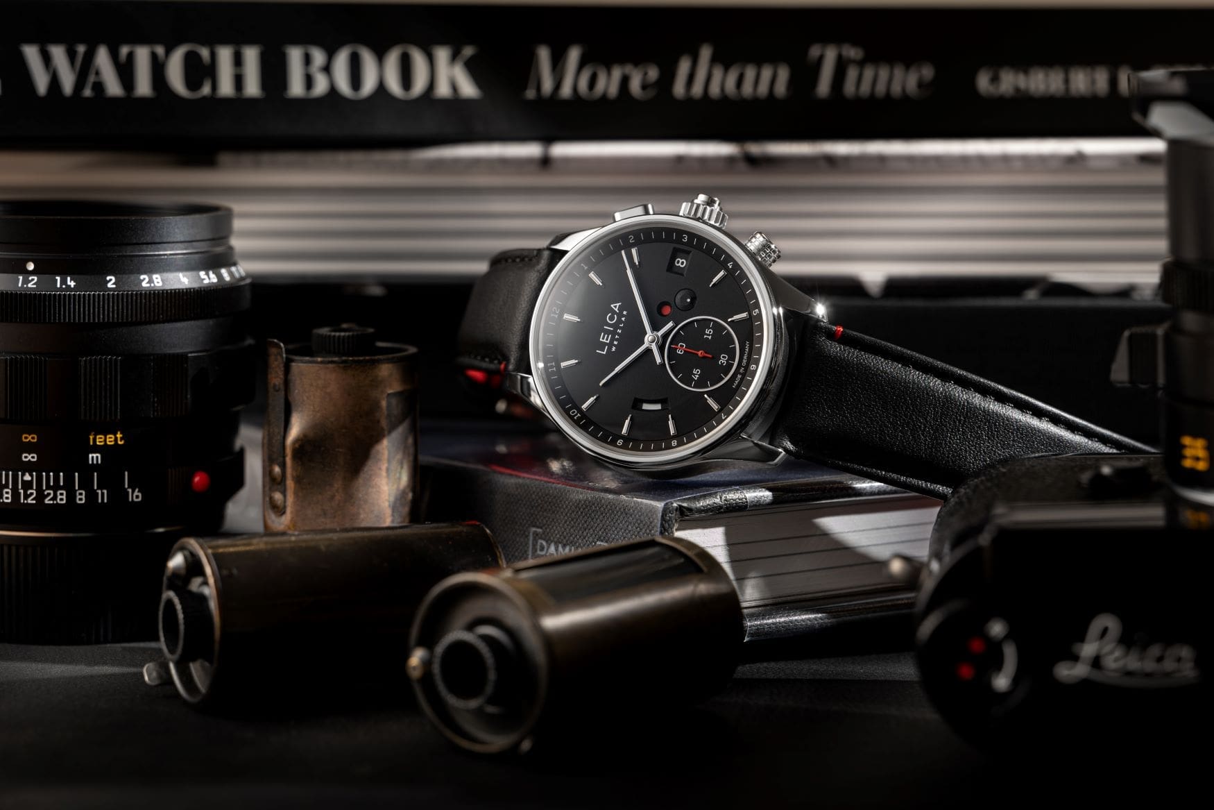 نمایی از ساعت‌های مچی لایکا ZM1 و ZM2