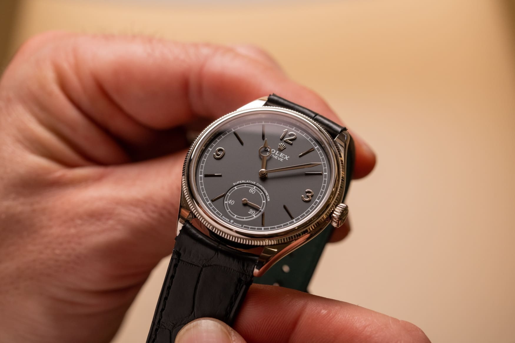 ساعت رولکس پرپچوال 1908 با صفحه مشکی و قاب رزگلد