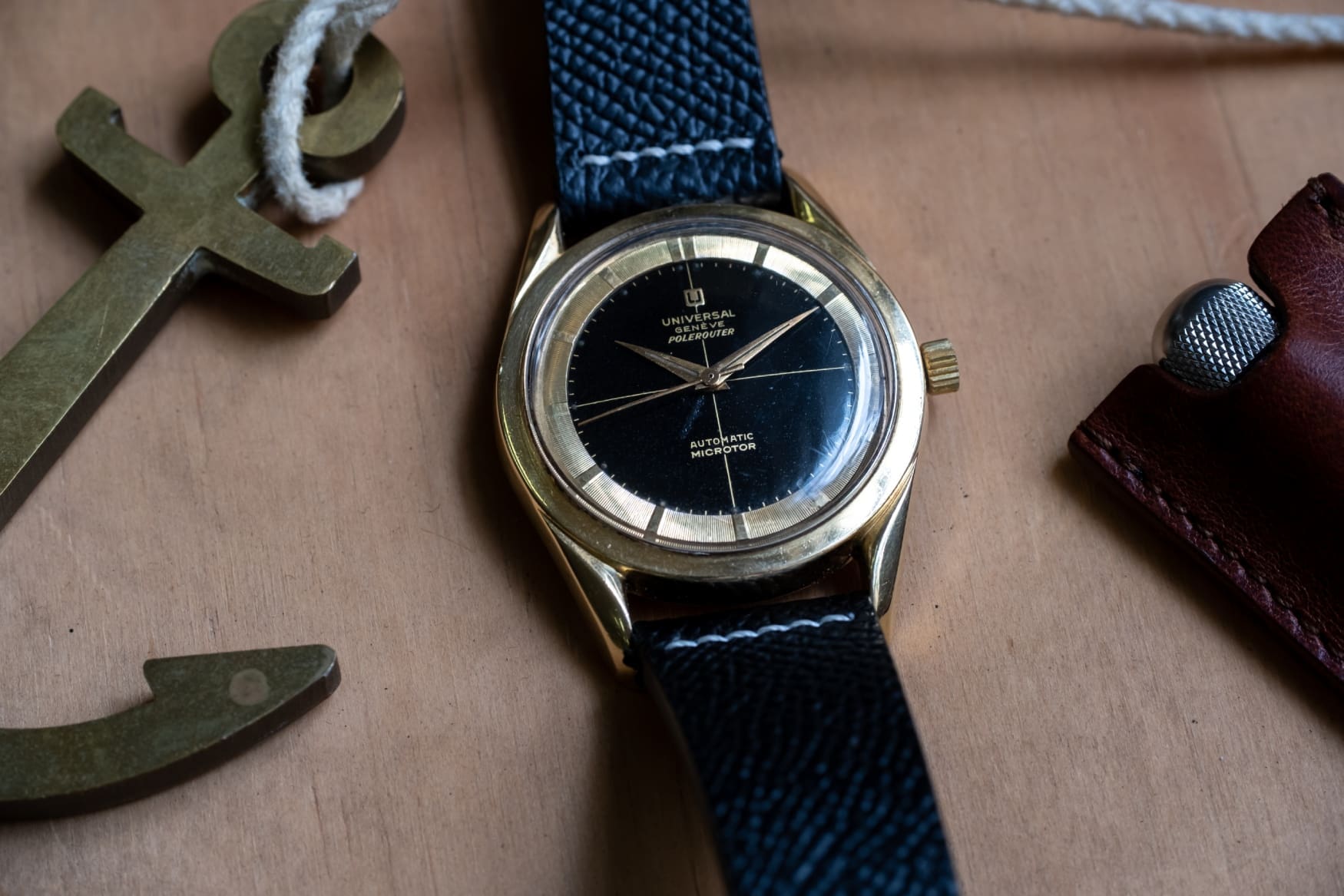 ساعت شخصی Polerouter Micro-Rotor از Universal Genève