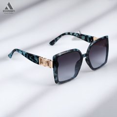 خرید عینک آفتابی زنانه