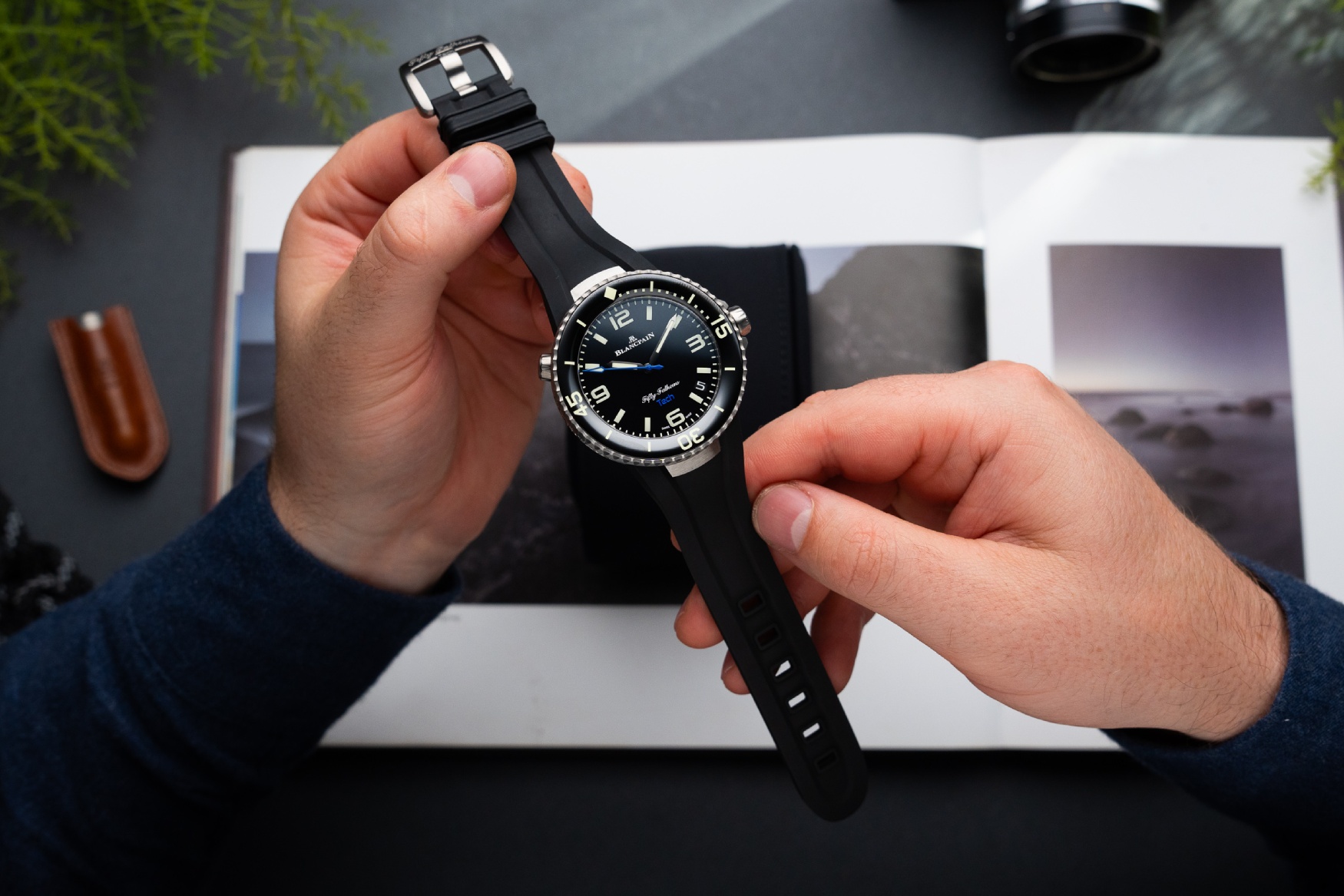 ساعت بلنک‌پین فیفتی فتمز با بند لاستیکی