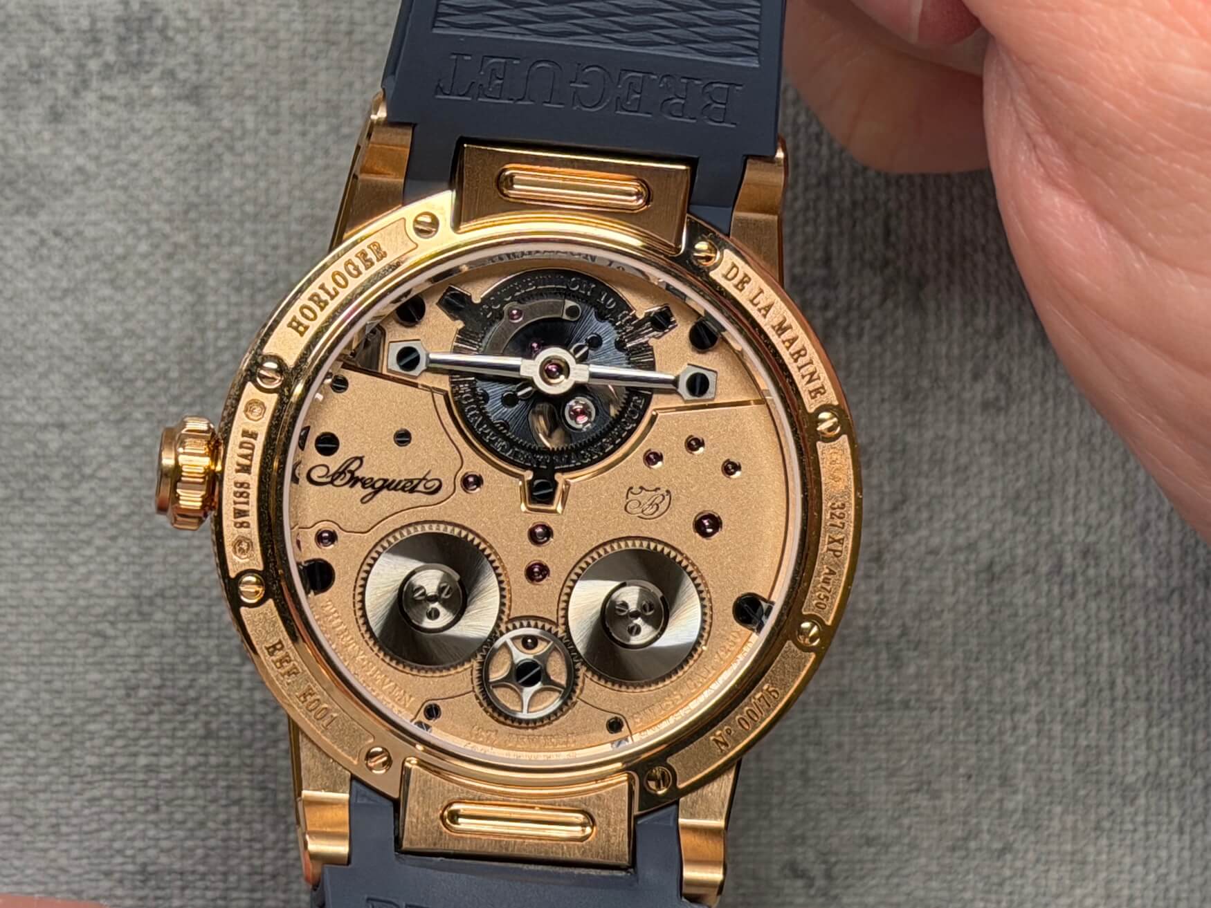 جزئیات صفحه ساعت برگه Expérimentale 1