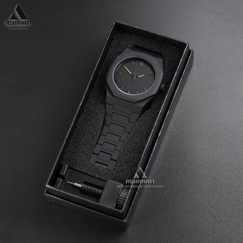 ساعت مچی همراه با جعبه Black Watch