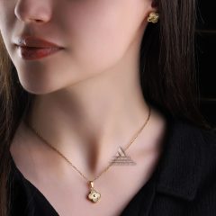Vancliffe Necklace & Bracelet G01