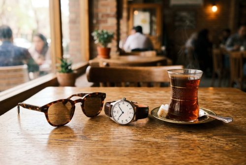 فرق عینک آفتابی روزمره، رانندگی، ورزشی و فشن در چیست؟
