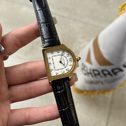 Cartier Cloche 4388