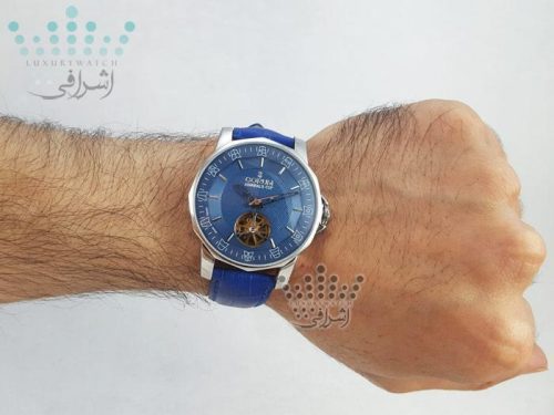 عکس روی دست ساعت کروم آبی رنگ CORUM Admiral
