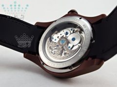 درب پشت ساعت - Corum Bubble 101