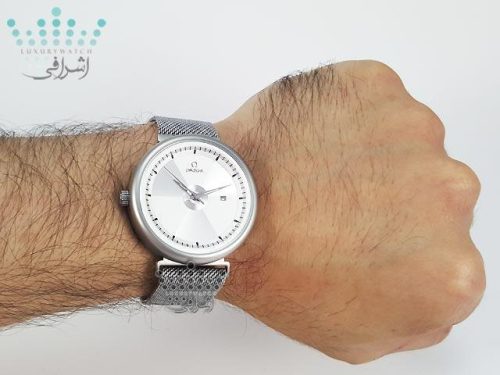 عکس روی مچ ساعت امگا Omega LM20