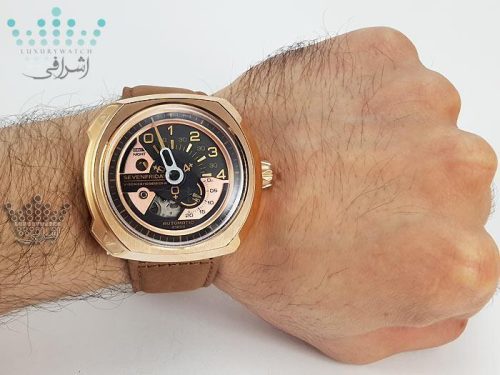 عکس روی مچ ساعت SEVENFRIDAY SF-V2