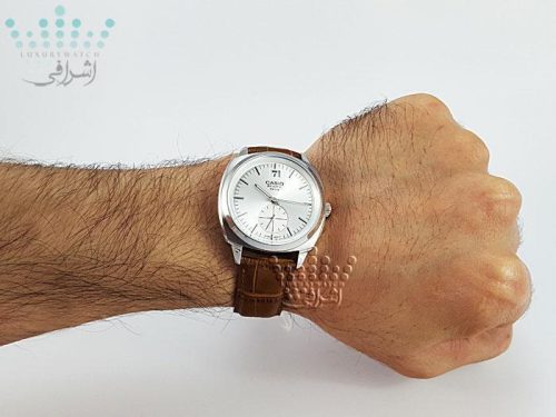 عکس روی مچ دست ساعت casio bem-150l-7avdf